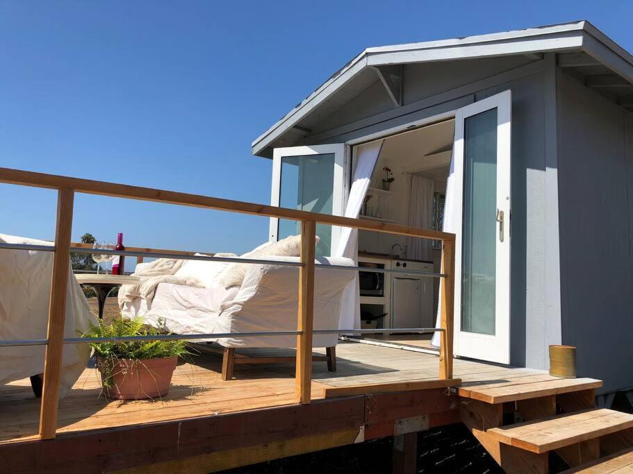 30 Pct Off!! Limited Time! Malibu Charming Getaway With King Bed, Near Beach Bagian luar foto