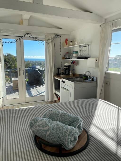 30 Pct Off!! Limited Time! Malibu Charming Getaway With King Bed, Near Beach Bagian luar foto
