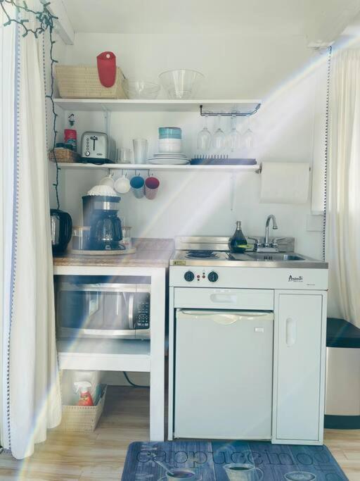 30 Pct Off!! Limited Time! Malibu Charming Getaway With King Bed, Near Beach Bagian luar foto