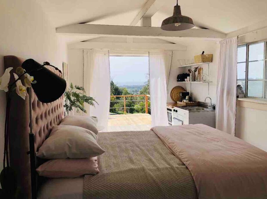 30 Pct Off!! Limited Time! Malibu Charming Getaway With King Bed, Near Beach Bagian luar foto